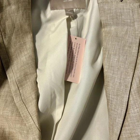 Banana Republic Linen Blazer - Picture 4 of 8